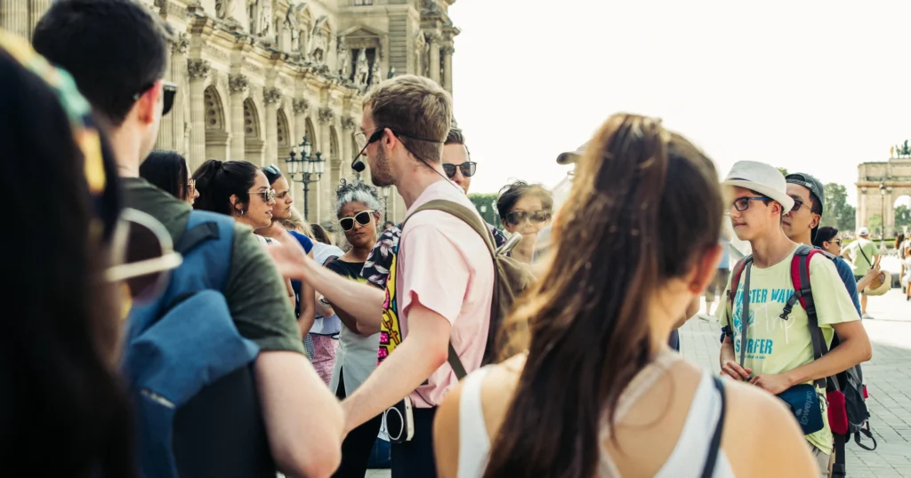 Tour Guide Job Description 6000x4000 20201119